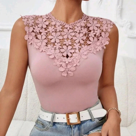 Tops - Guipure Lace Panel Tank Top